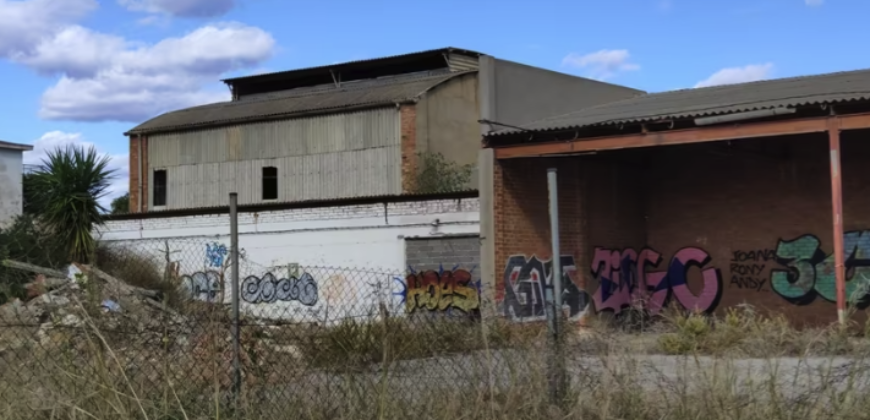 Nave industrial en venta en Camino Cuadra de la Salera, 110, Ciutat del Transport – La Salera